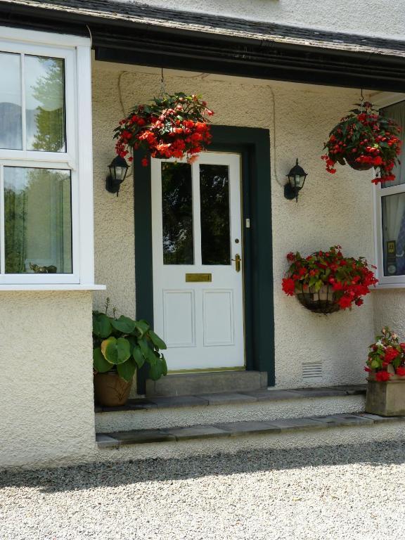 Lyndhurst Guest House ウルバーストン エクステリア 写真